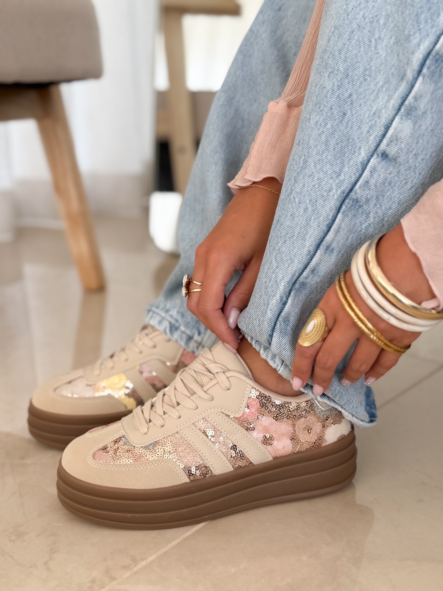 AURELIA Platform Sneakers