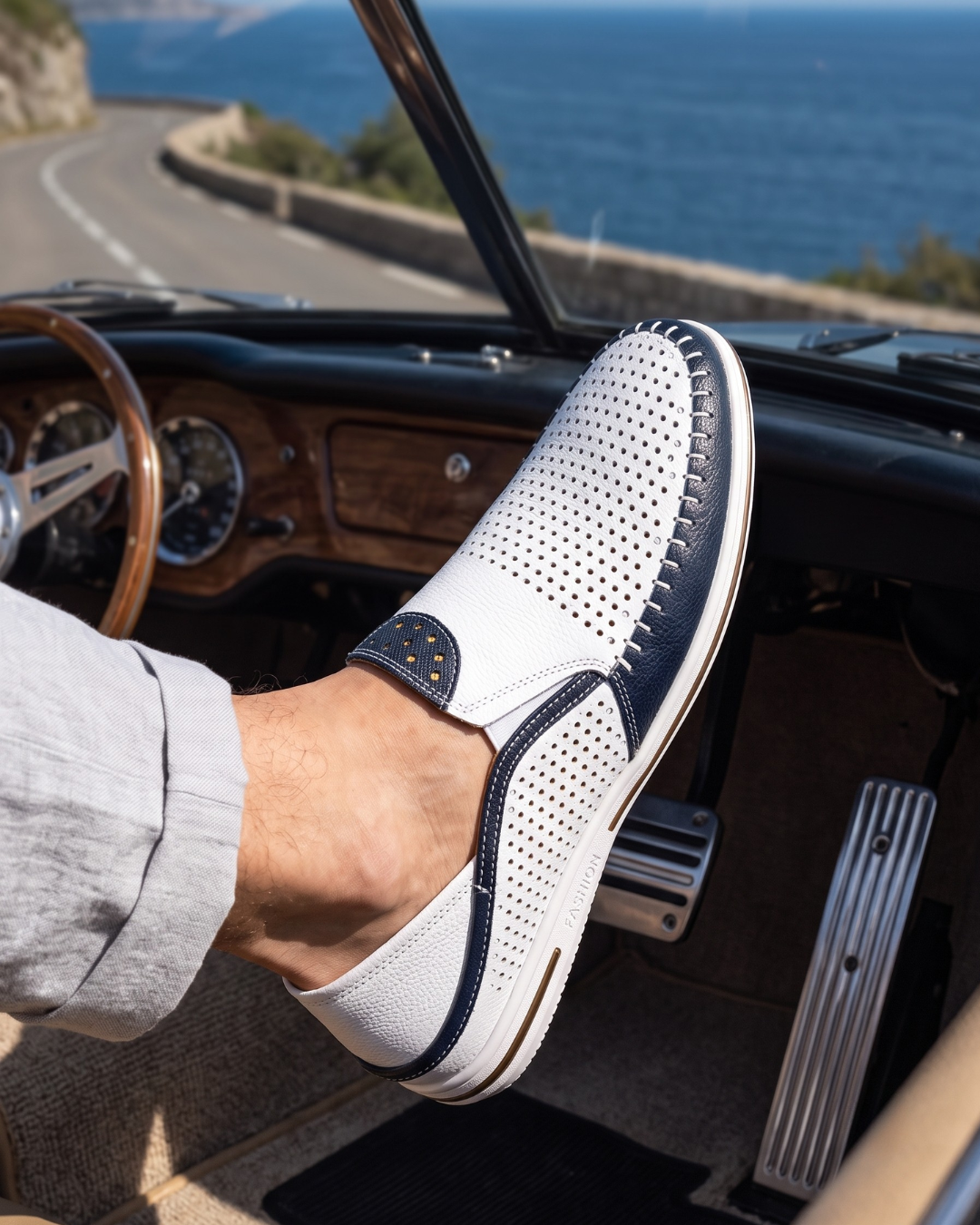 The Riva Perforated Driver