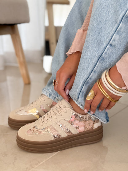 AURELIA Platform Sneakers